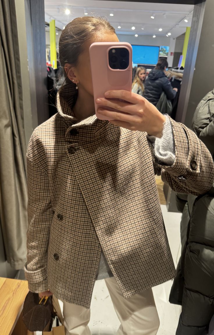 SOERA Ava Funnel Neck Houndstooth Short Jacket - Jackets - SOERA-100995-KHA-S-49347 S